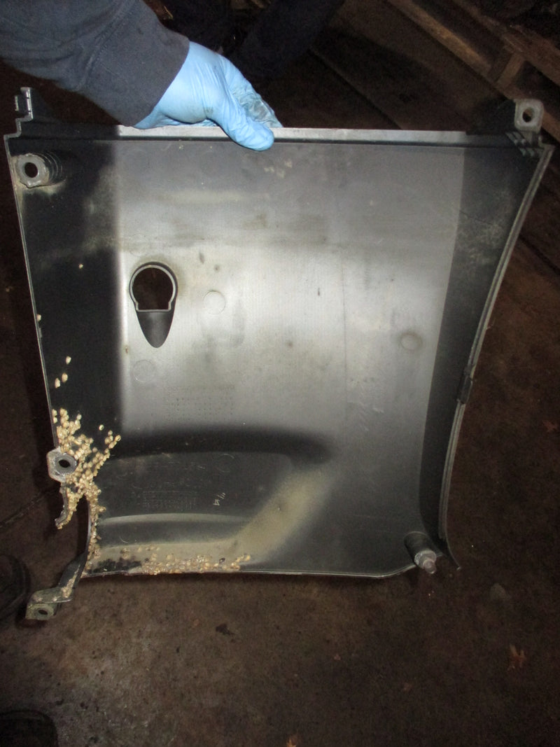 Suzuki DF150A outboard starboard 25 midsection cover (61131-96J10)