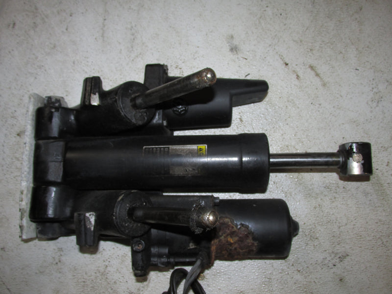 Mercury Optimax 135hp 2 Stroke Outboard Tilt Trim Unit