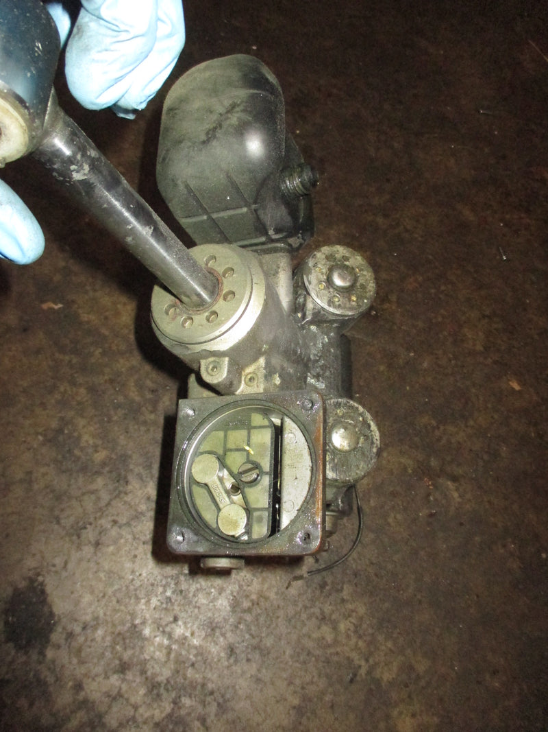 Suzuki DF150A 150hp 4 stroke outboard tilt trim unit