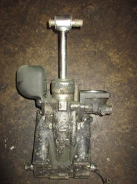 Load image into Gallery viewer, Suzuki DF150A 150hp 4 stroke outboard tilt trim unit
