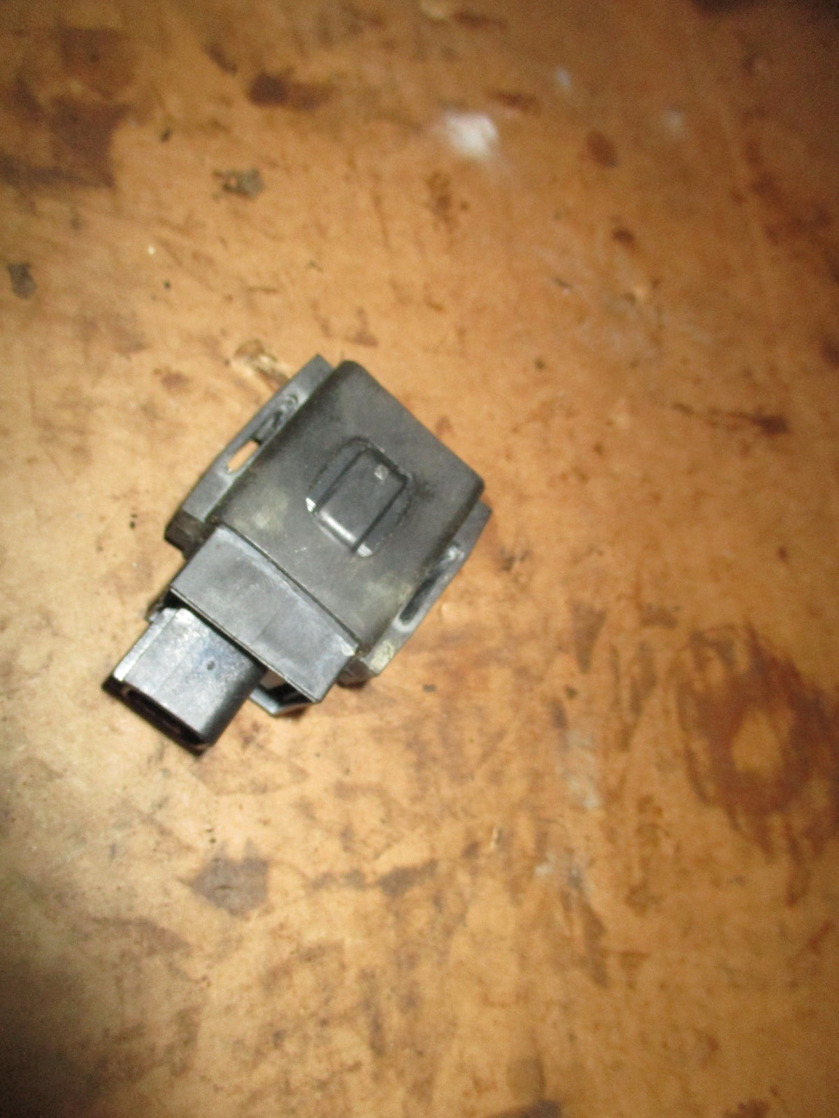 Honda BF150 outboard air fuel sensor relay (38543-ZY6-003)