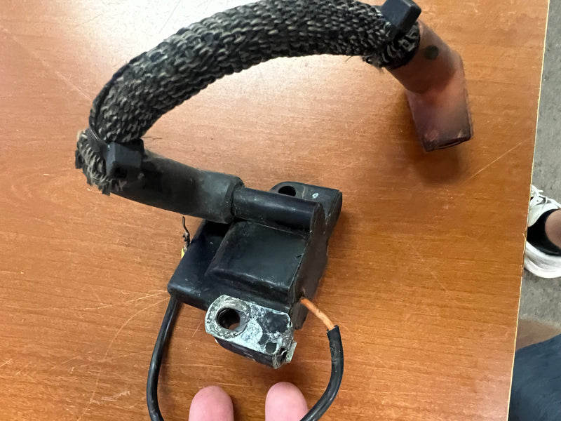 Evinrude Etec 60hp 2 Stroke Outboard Ignition Coil (586817)