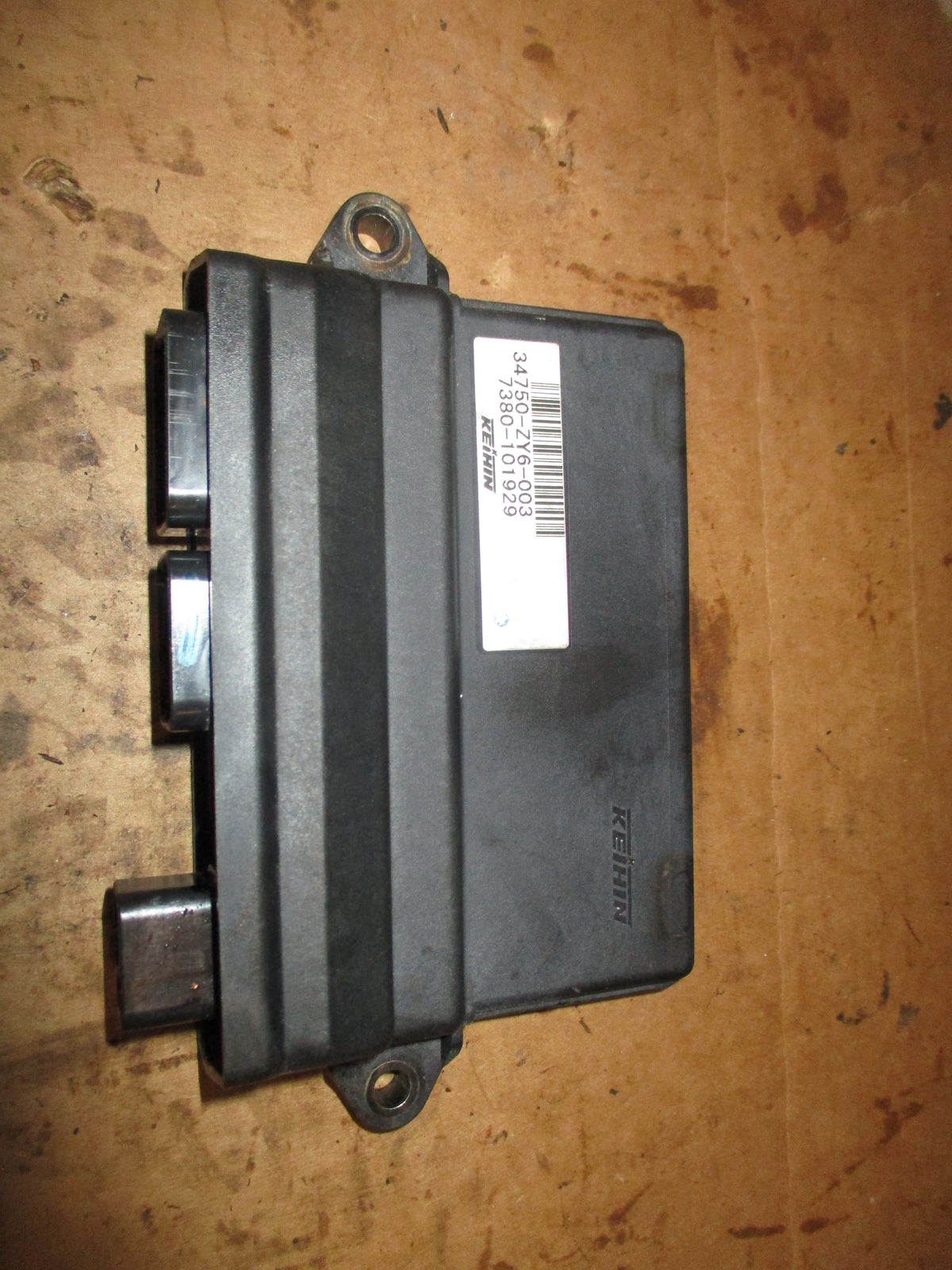 Honda BF150 outboard ECU (34750-ZY6-003)