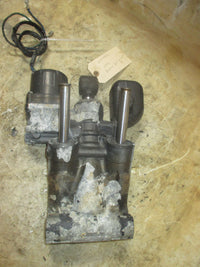 Load image into Gallery viewer, Johnson 150hp 60 Degree 2 stroke outboard tilt trim unit
