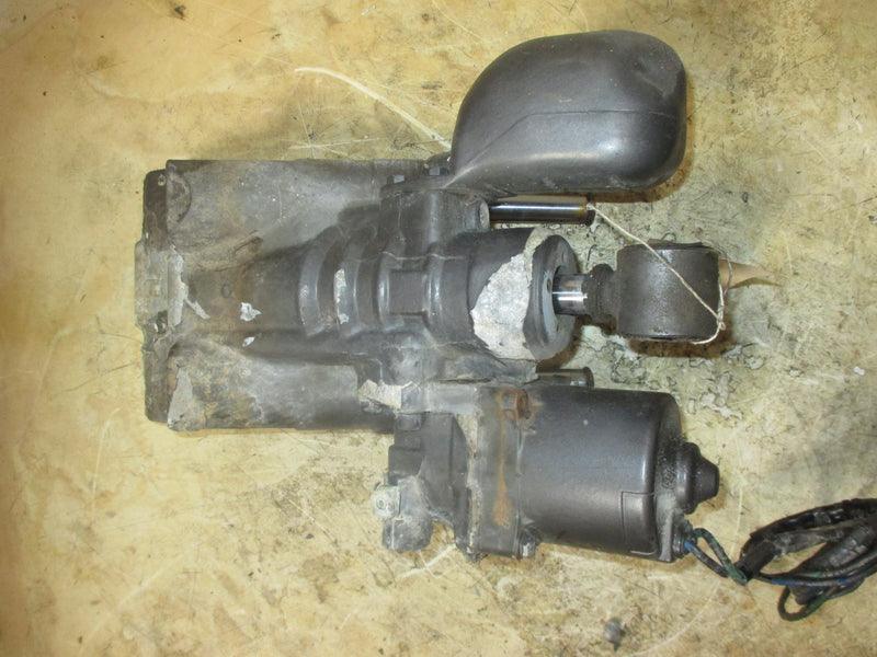 Johnson 150hp 60 Degree 2 stroke outboard tilt trim unit