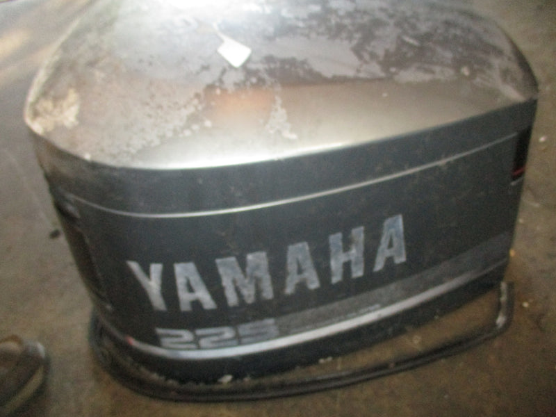 Yamaha 225hp 2.6L 2 stroke Precision Blend outboard top cowling