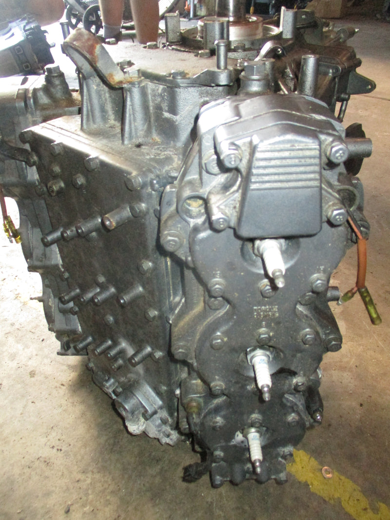 Yamaha 225hp 2.6L 2 stroke Precision Blend outboard crankcase powerhead