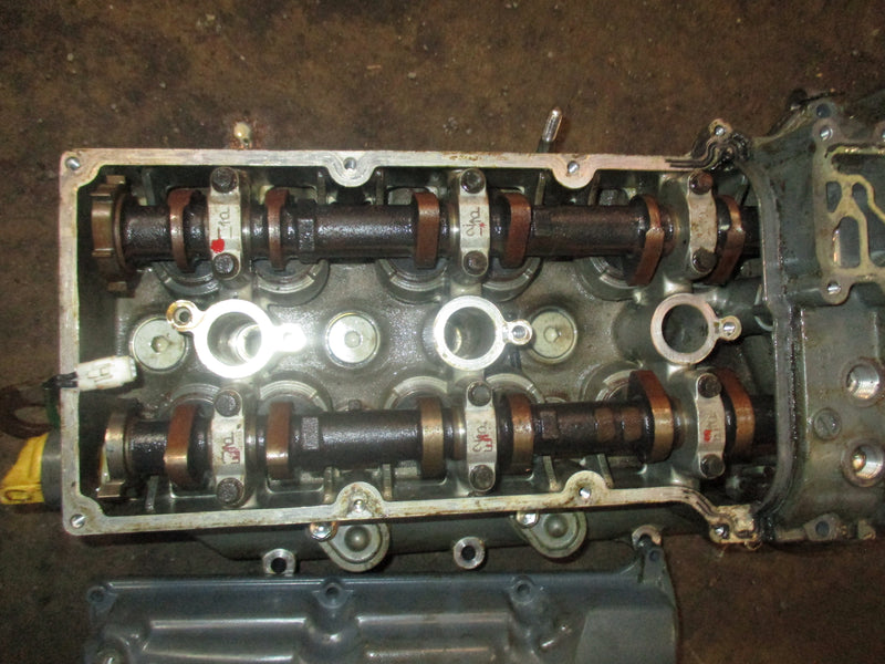 Suzuki DF250 4 stroke outboard Port Cylinder head