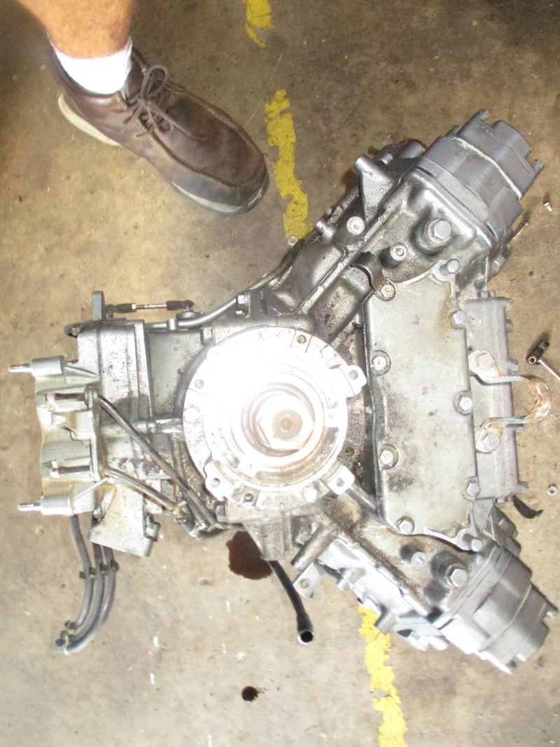 Yamaha 225hp 2.6L 2 stroke Precision Blend outboard crankcase powerhead