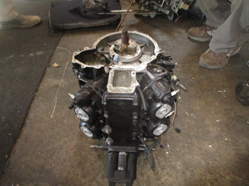 Evinrude Ficht 115hp 2 stroke outboard crankcase powerhead