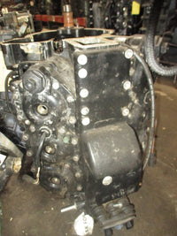 Load image into Gallery viewer, Johnson 150hp 60 Degree 2 stroke outboard crankcase powerhead

