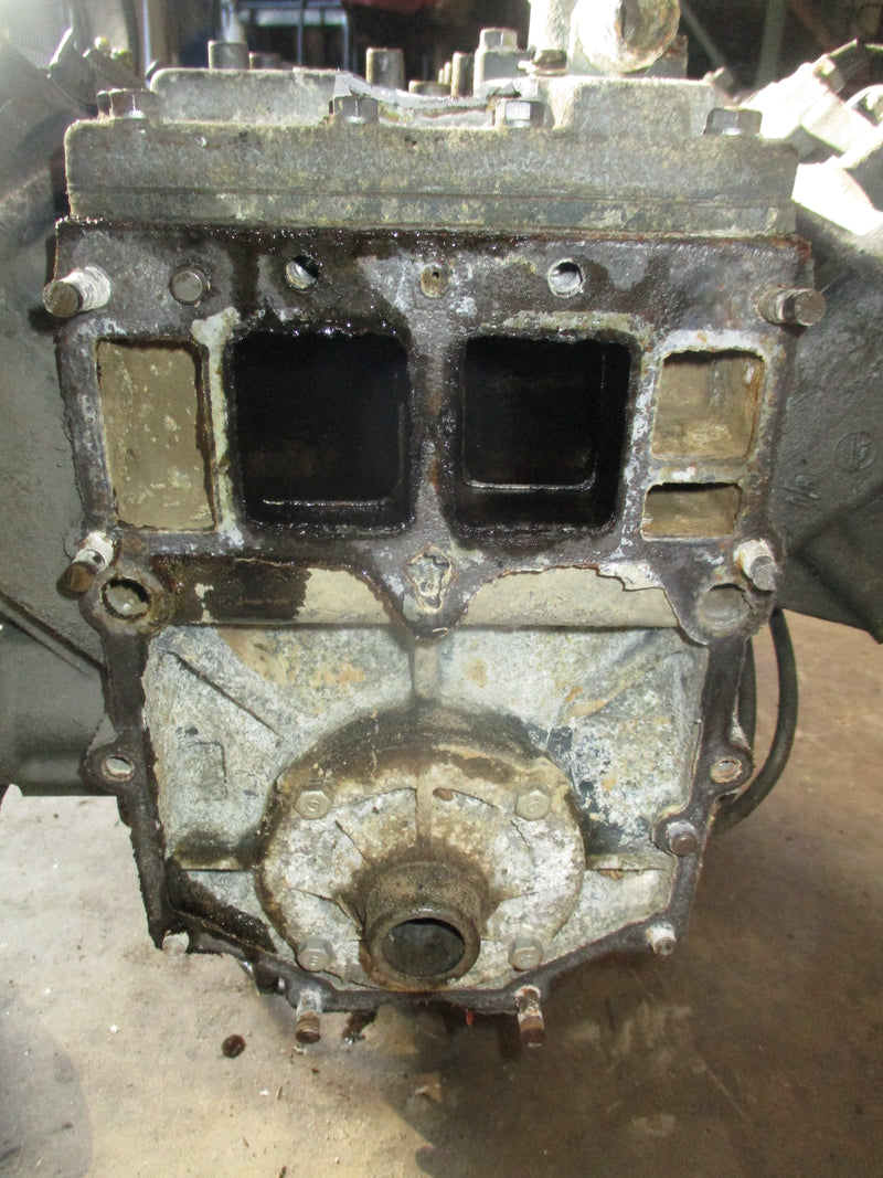 Yamaha 225hp 2.6L 2 stroke Precision Blend outboard crankcase powerhead
