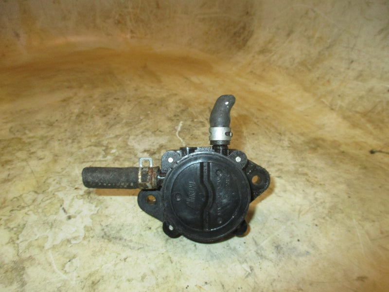 Suzuki DF115 115hp 4 stroke outboard Fuel Pump (15100-90J10)