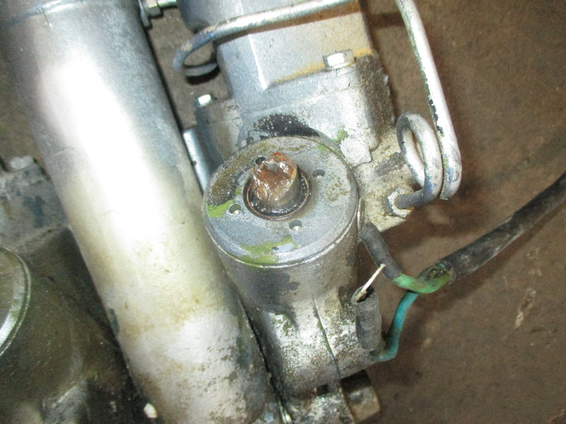 Yamaha 225hp 2 stroke Precision Blend outboard tilt trim unit