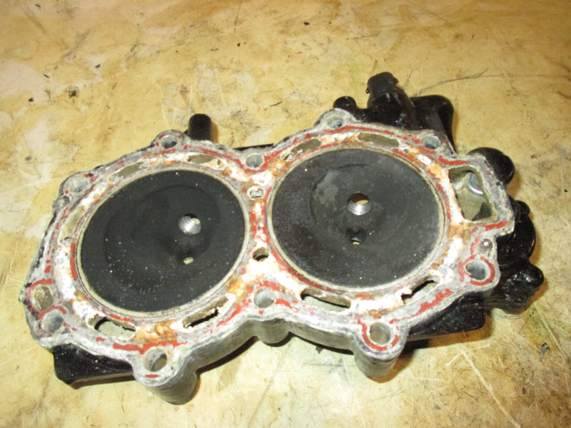 Evinrude Etec 25hp 2 stroke outboard cylinder head (353067)