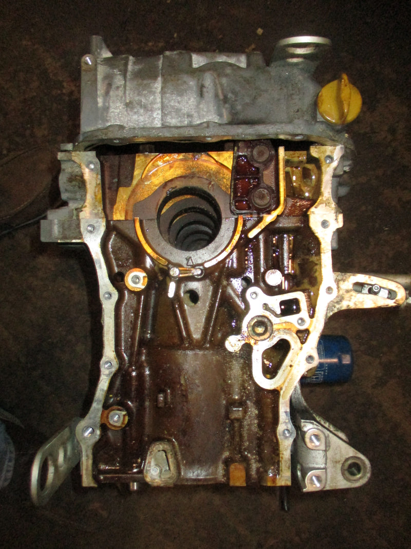 Honda BF150 outboard crankcase block