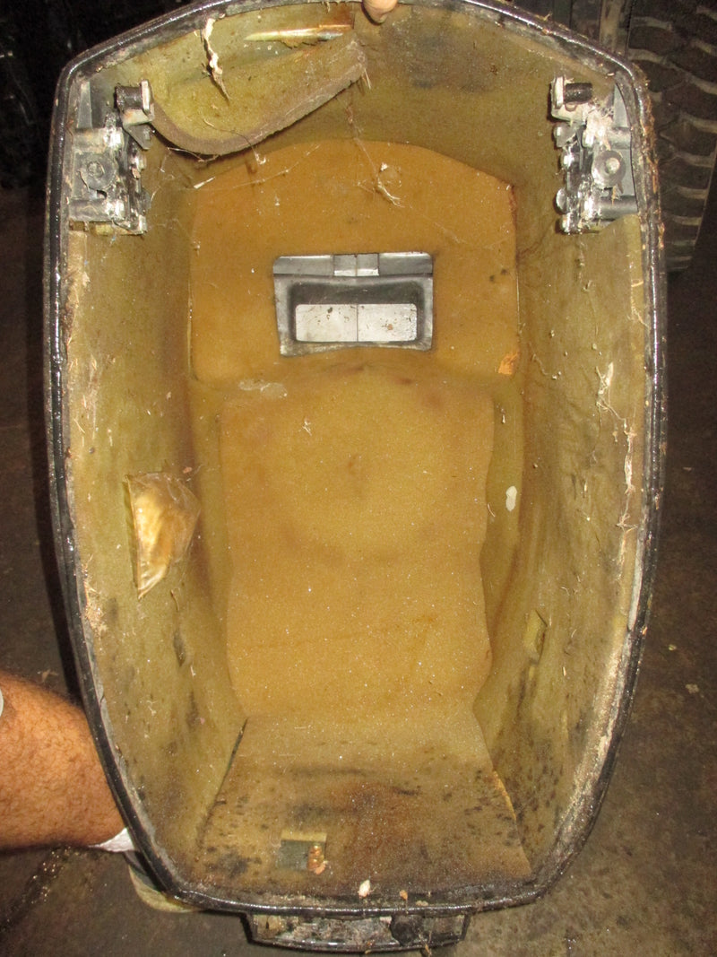 Mariner 200hp 2 Stroke outboard Top Cowling