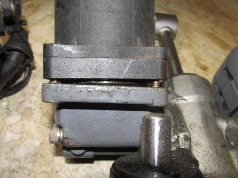 Honda BF130A 130hp 4 Stroke Outboard Showa Tilt Trim Unit (Parts)