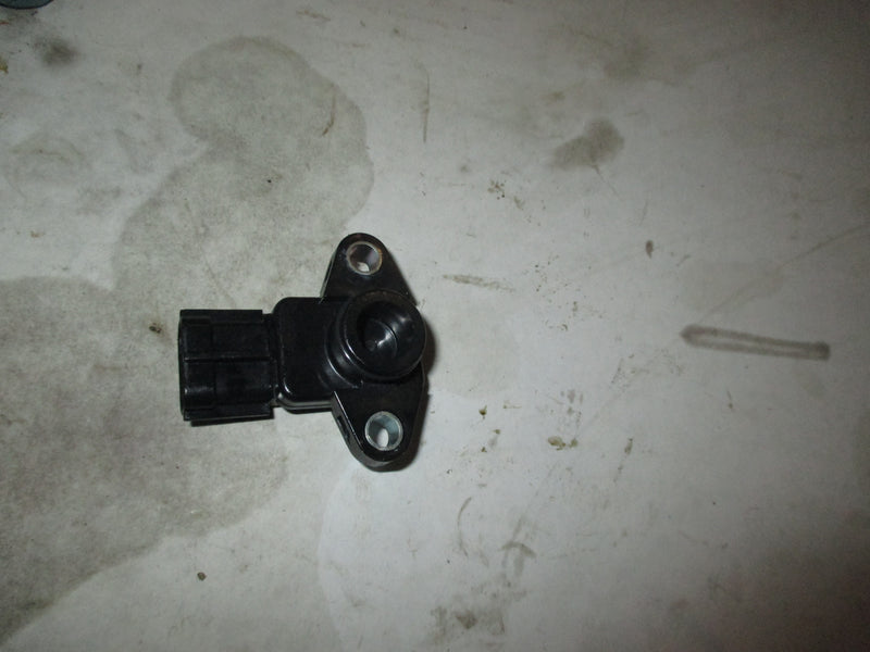 Suzuki DF150A 150hp 4 stroke outboard map sensor (18590-68H00)