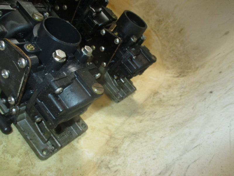 Johnson 150hp 60 Degree 2 stroke outboard carburetor set (539211-459212)