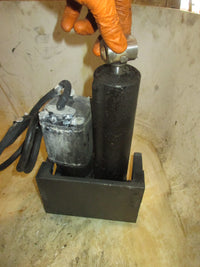 Load image into Gallery viewer, Mercury Mariner 75hp 2 stroke outboard 3 Wire Tilt Trim Unit (824051)
