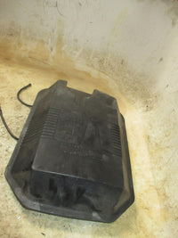 Load image into Gallery viewer, Johnson 150hp 60 Degree 2 stroke outboard intake silencer (437372)
