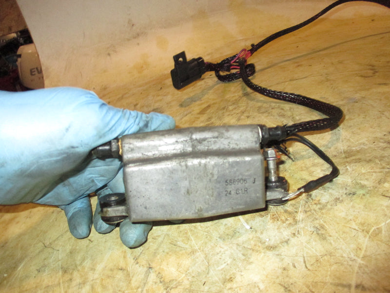 Evinrude Etec 25hp 2 stroke outboard rectifier regulator (586906)