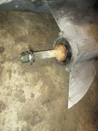 Load image into Gallery viewer, Mercury Mariner 75hp 2 stroke outboard 20 Inch Shaft Lower Unit
