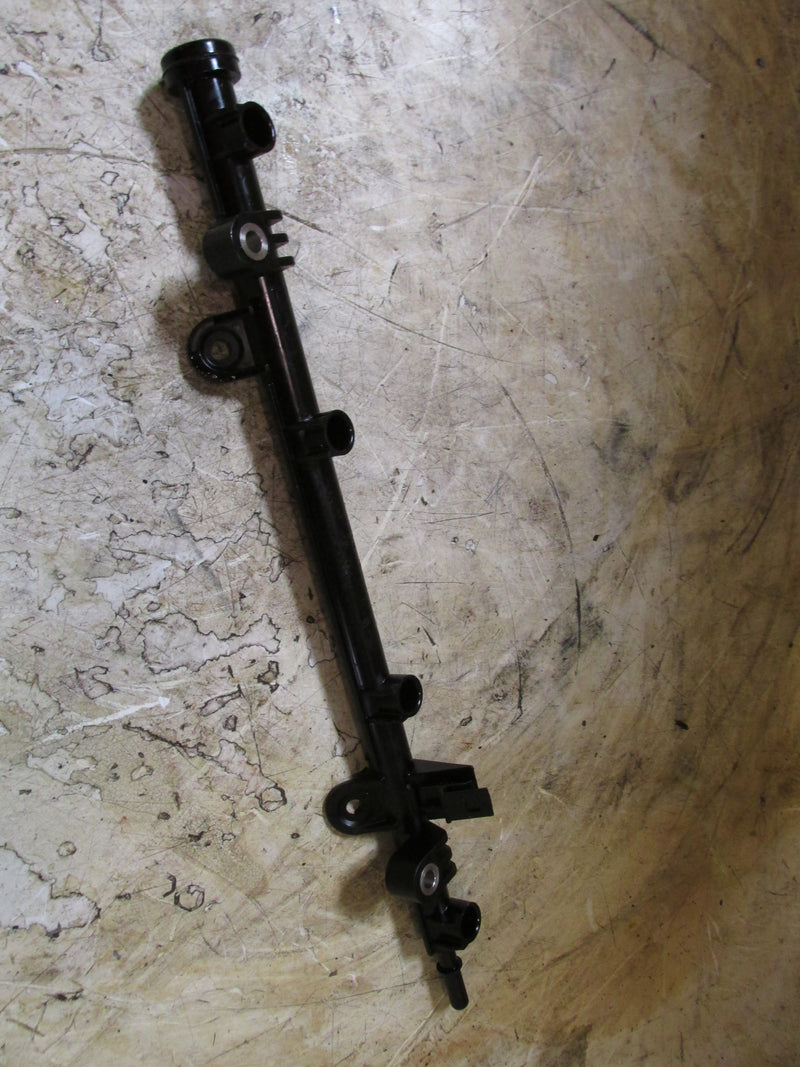 Yamaha 150hp 4 Stroke Outboard Fuel Rail (63P-13160-10-00)