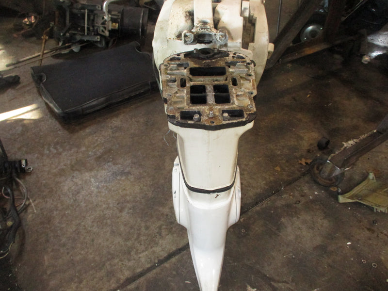 Evinrude Ficht 115hp 2 stroke outboard 25" mid section