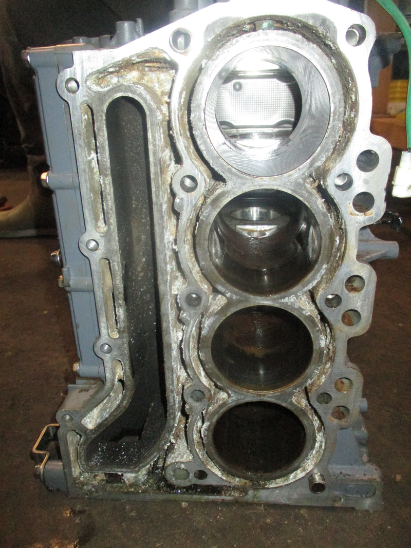 Suzuki DF90A 4 stroke outboard Crankcase Block