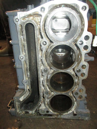 Load image into Gallery viewer, Suzuki DF90A 4 stroke outboard Crankcase Block
