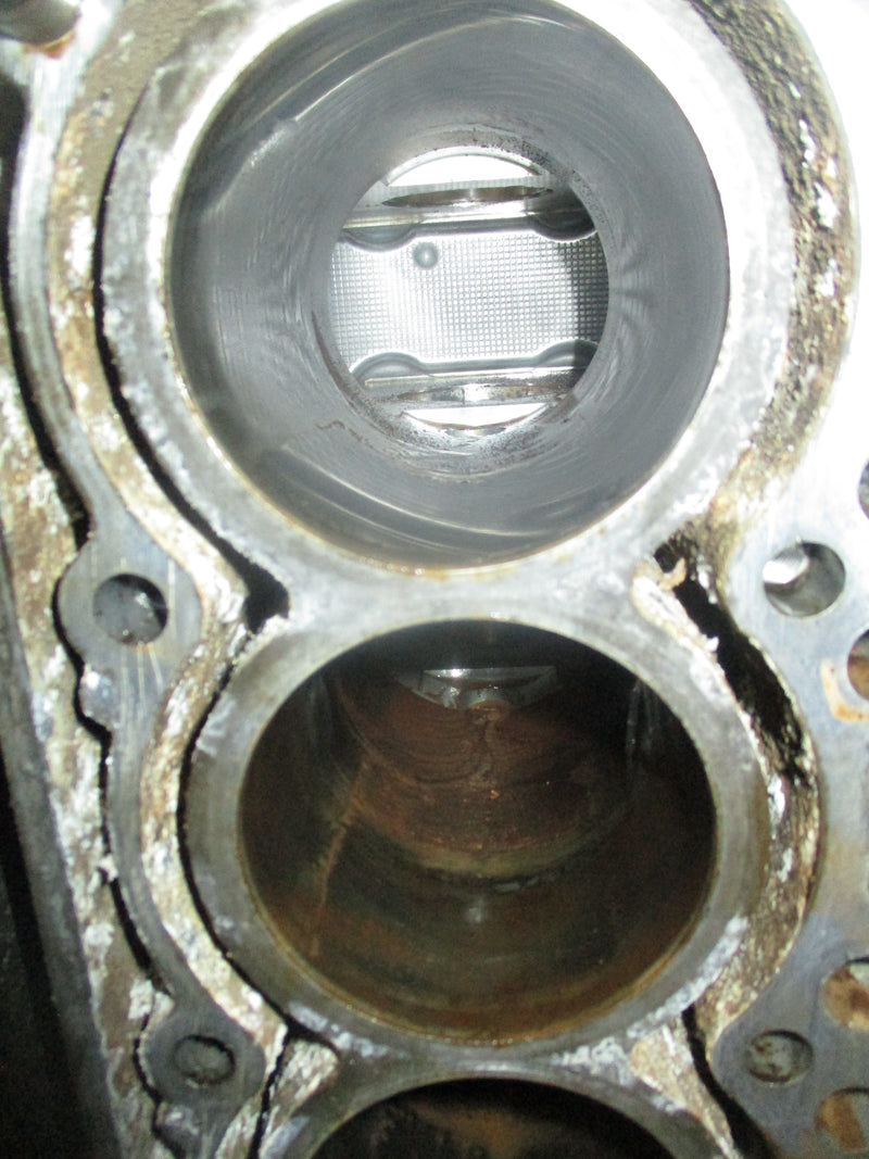 Suzuki DF90A 4 stroke outboard Crankcase Block