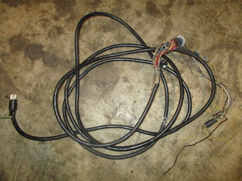 Mercury 2 stroke outboard 20" 8 pin rigging harness