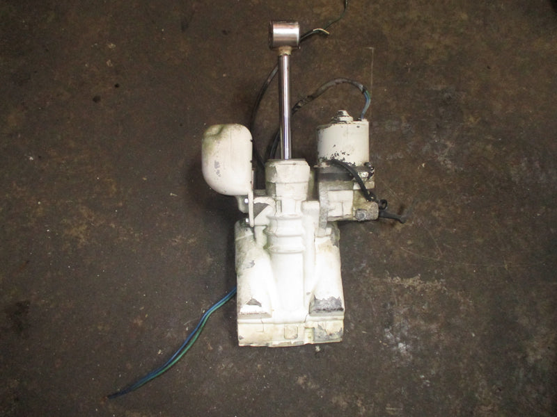 Johnson 50hp 3 cyl outboard tilt trim unit