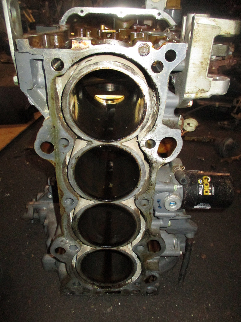 Honda BF150 outboard crankcase block