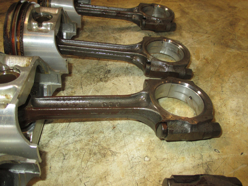 Suzuki DF140 140hp 4 stroke outboard Piston and Rod set of 4 12111-92J00