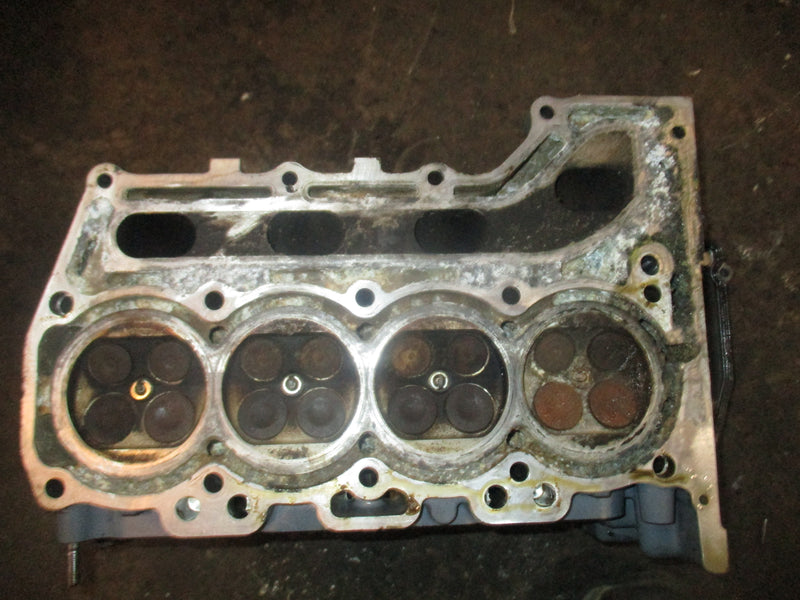 Suzuki DF90A 4 stroke outboard Cylinder head