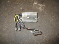Load image into Gallery viewer, Johnson 50hp 3 cyl outboard rectifier regulator (585001)

