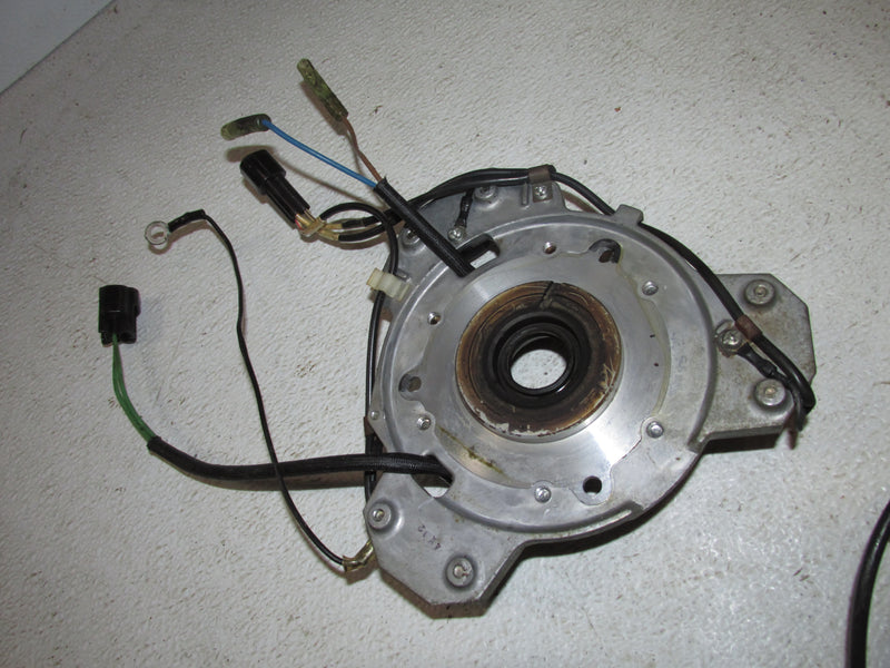 Yamaha 40hp 2 stroke Outboard Stator/Timer Base (63D-85560-10)
