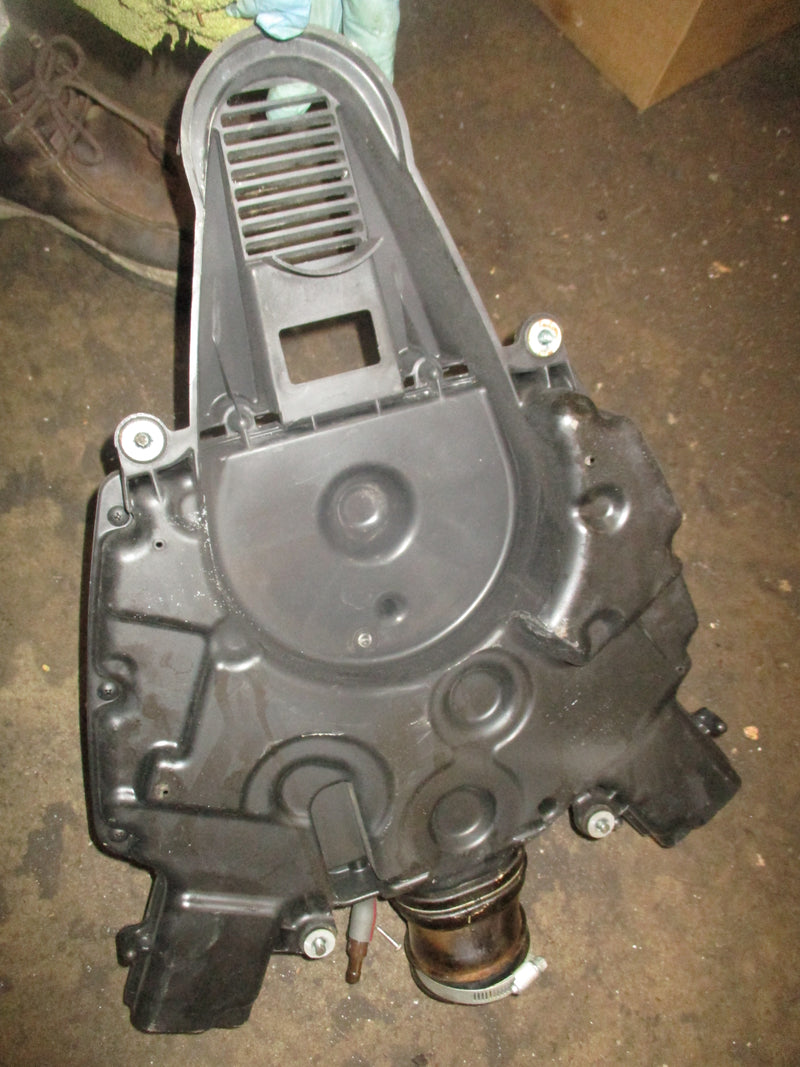 Honda BF225A 225hp outboard intake silencer (17372-ZY3-000)