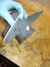 Load image into Gallery viewer, Evinrude ETEC 25hp outboard aluminum propeller 10.5 x 11 (765049)
