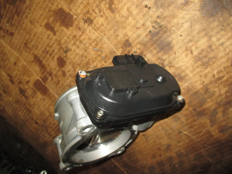 Yamaha 4.2L 300hp outboard throttle body (6CB-13751-10-00)