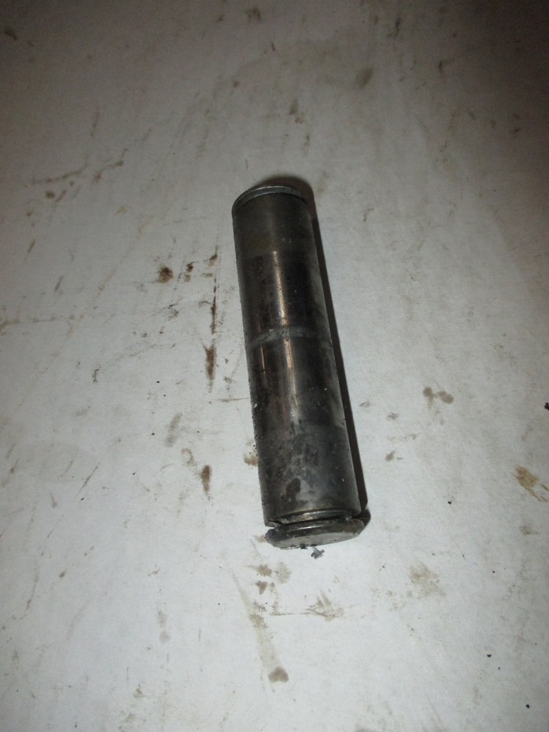 Honda BF90A 90hp outboard upper trim pin (56532-ZZ0-C00)