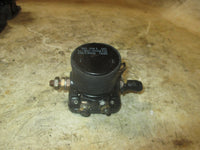 Load image into Gallery viewer, Johnson 115hp 2 stroke outboard starter relay (586180)
