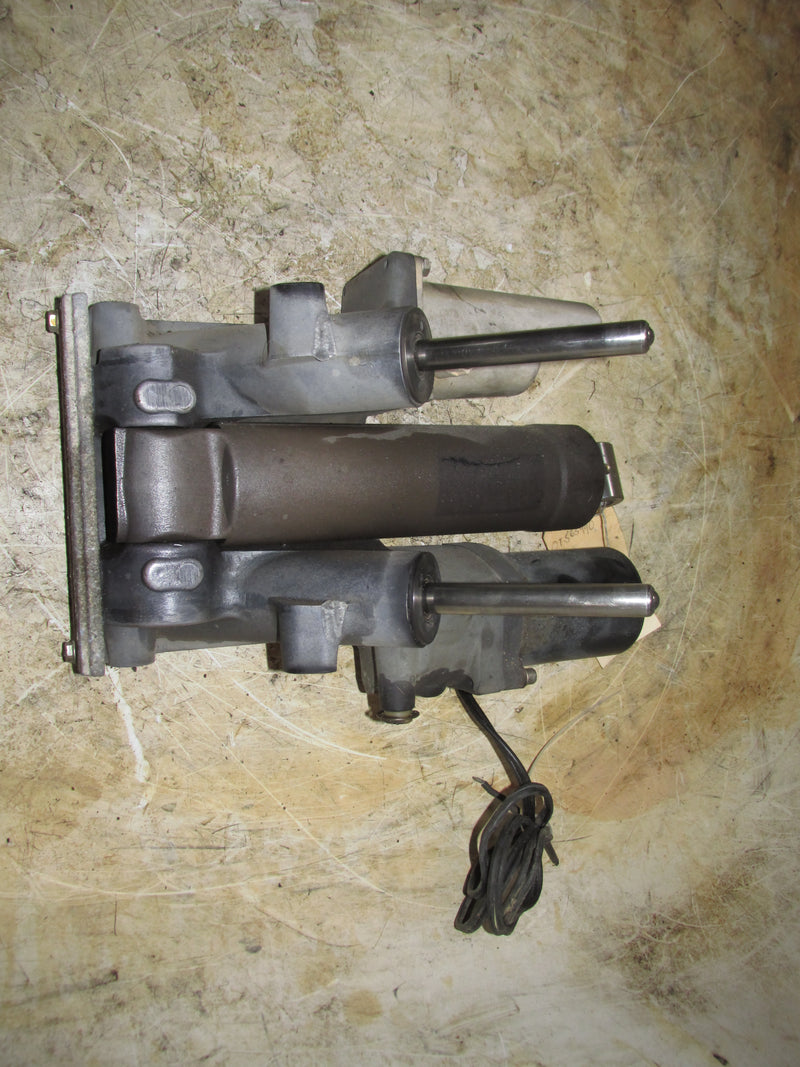 Mercury XR6 150hp 2 Stroke Outboard Tilt Trim Unit