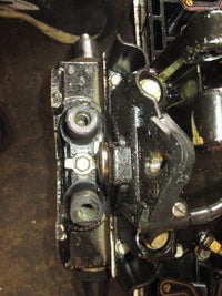 Load image into Gallery viewer, Johnson 90hp 60 degree 2 stroke outboard crankcase powerhead (0438922)
