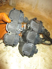 Load image into Gallery viewer, Mercury 115hp 2 stroke outboard Ignition Coil Set (7370A13)
