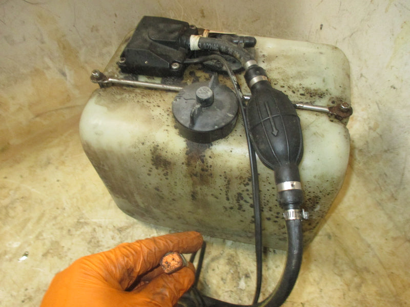 Johnson 115hp 2 stroke outboard BRP remote oil tank dual hose