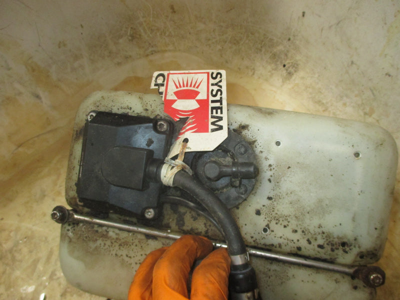 Johnson 115hp 2 stroke outboard BRP remote oil tank dual hose